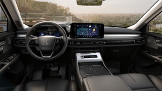 2025 Lincoln Lincoln Aviator Internal Image 2